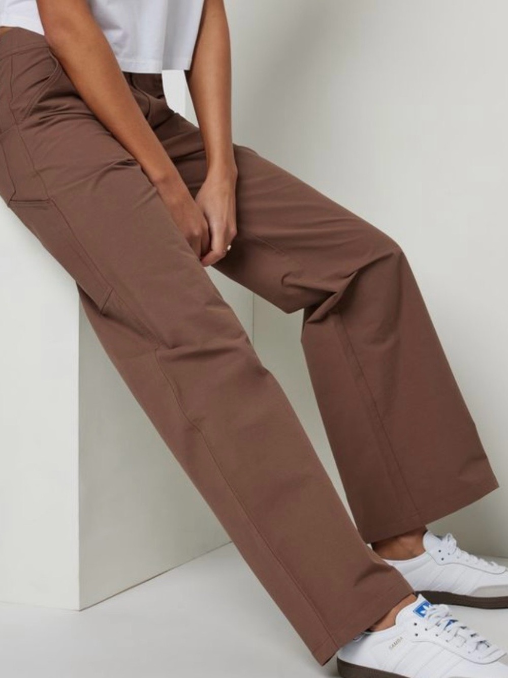 Vuori Brown Getaway Pants